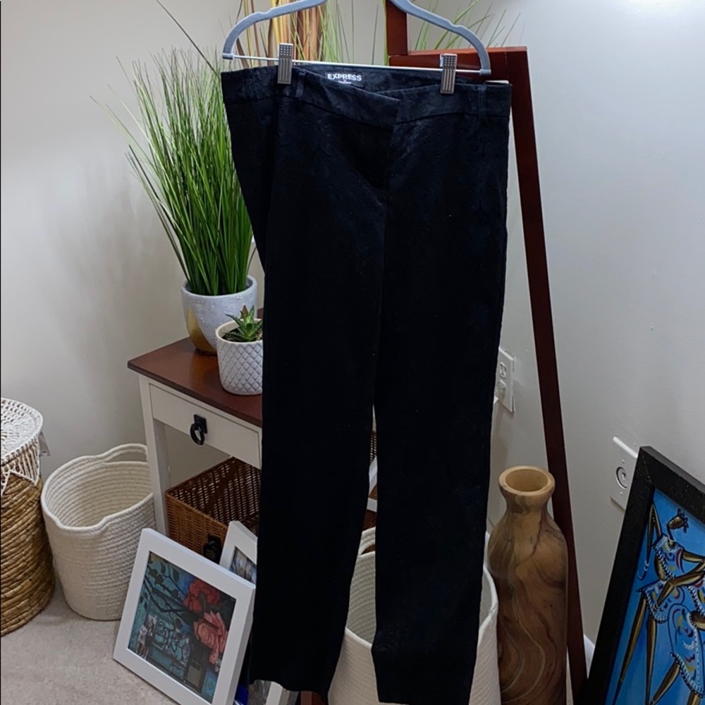 Express black floral pants size 6 $25